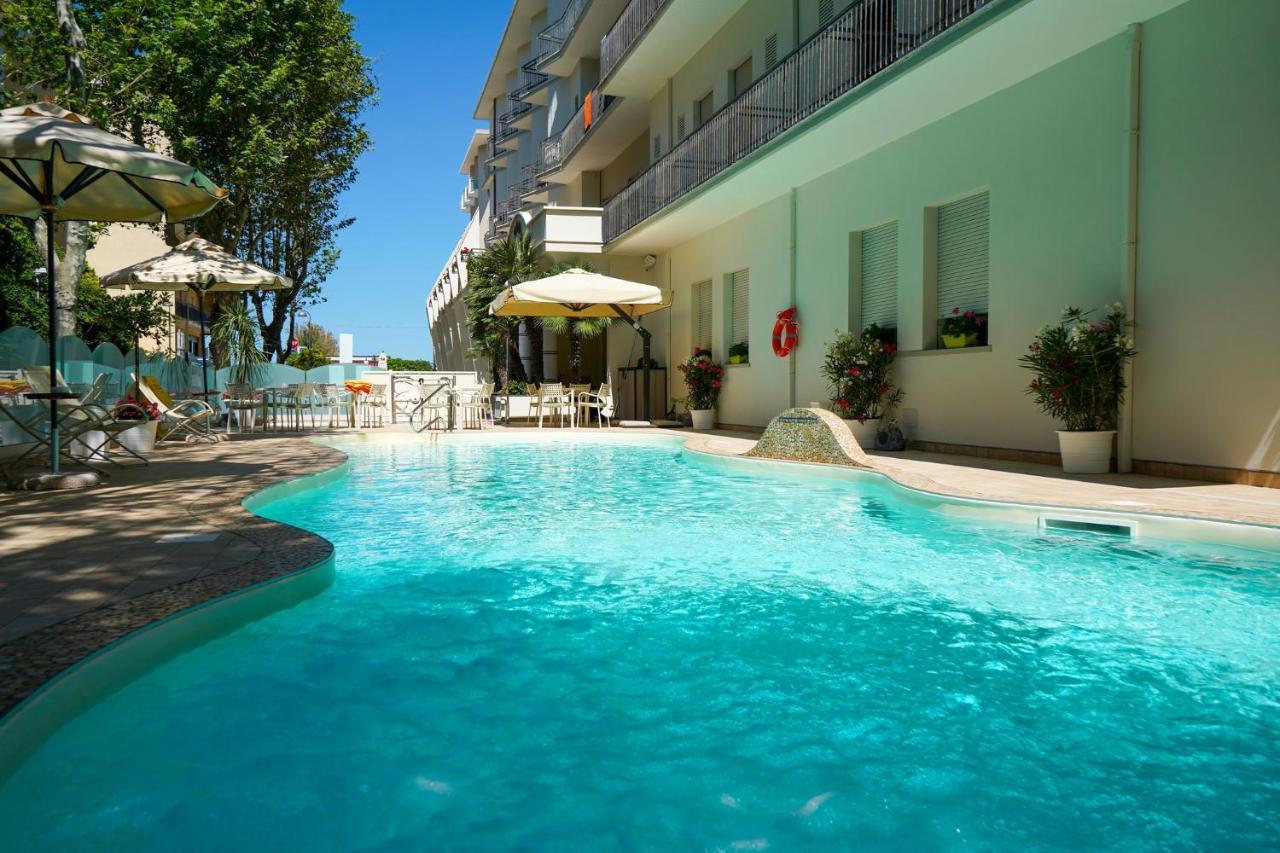 Hotel Pineta Bellaria-Igea Marina Dış mekan fotoğraf