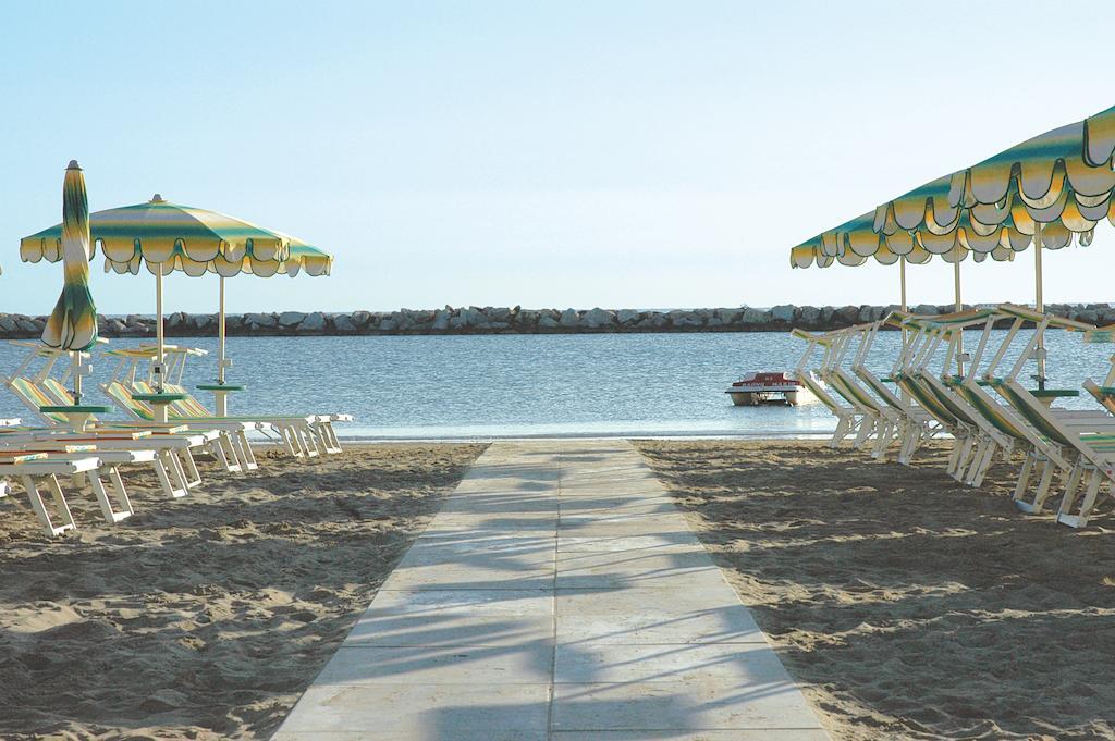 Hotel Pineta Bellaria-Igea Marina Oda fotoğraf
